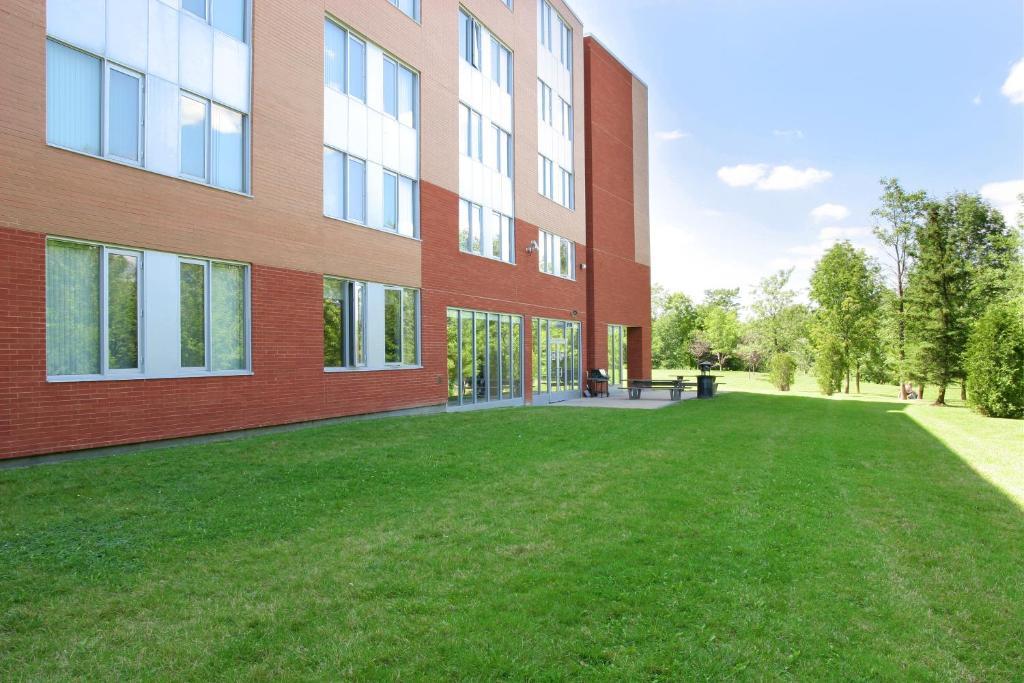 Residence&Conference Centre - Brampton Exterior foto